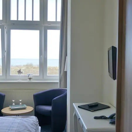 Parkhotel Seeblick 3* روستوك